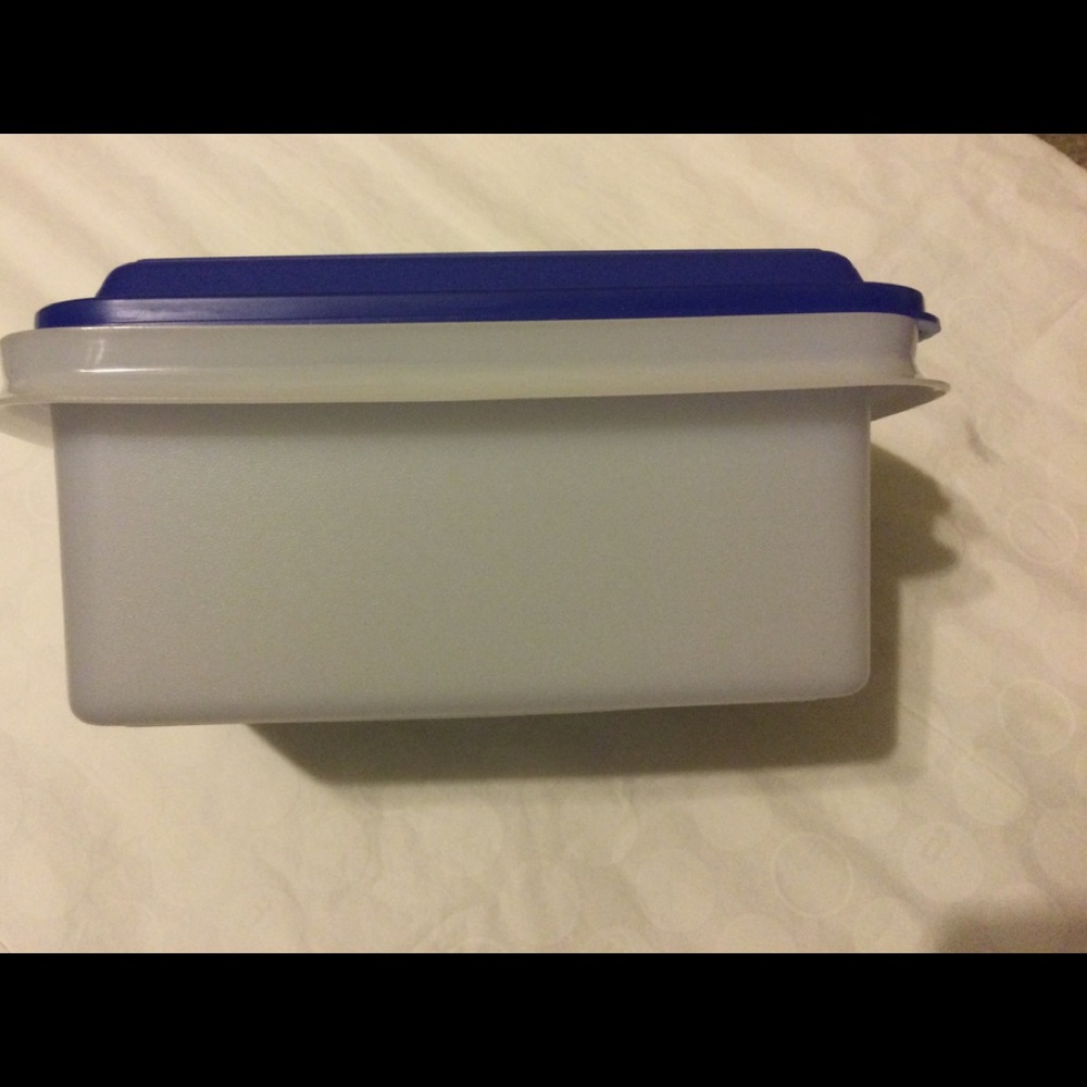 Tupperware bundle - Picture 6 of 7